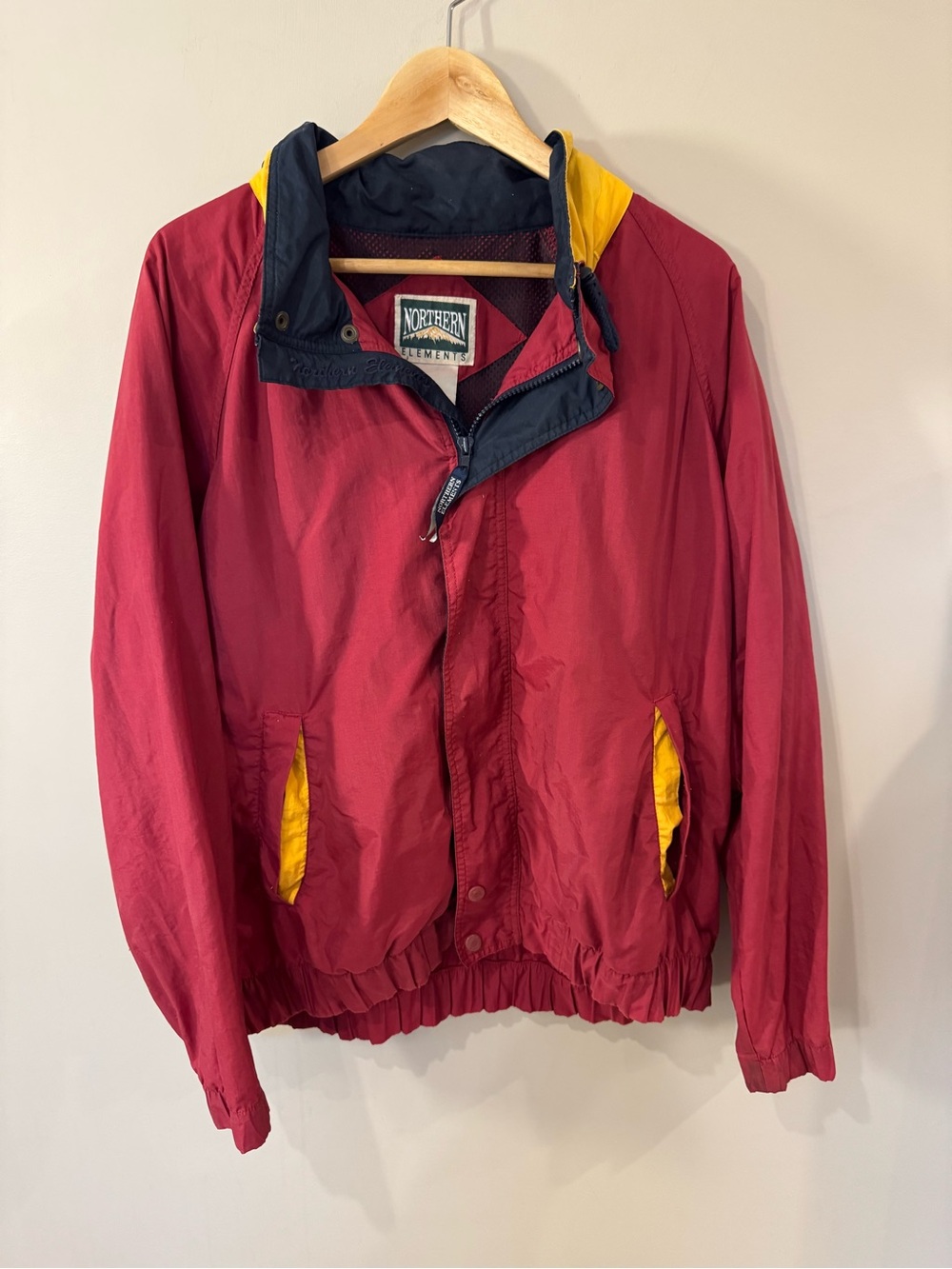 Vintage Northern Elements Windbreaker Jacket Men’s Medium Red Yellow Hooded - Picture 3 of 11